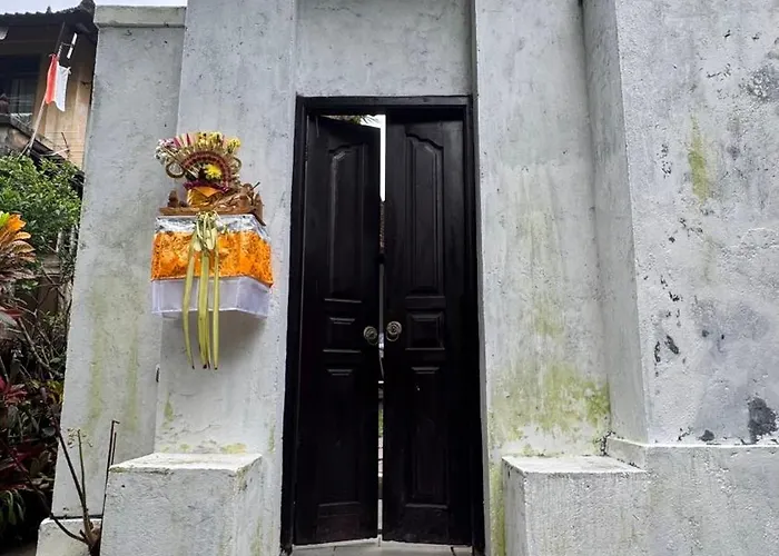 Villa Mades